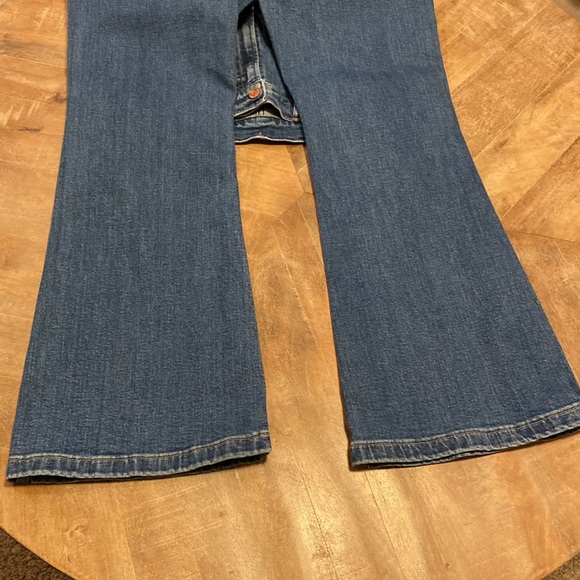 High Rise '70s Flare Jeans - Picture 8 of 8